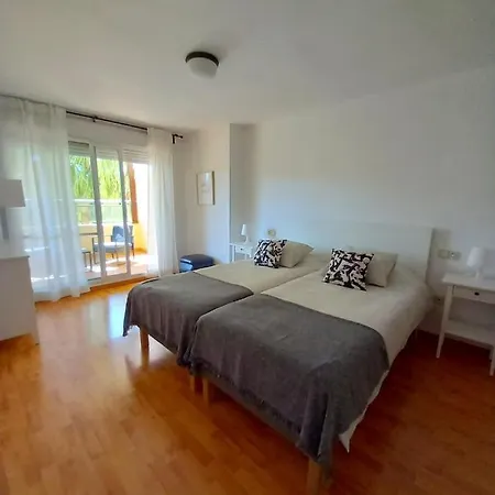 Calido Con Gran Terraza Y Vistas A 600 Metros Del Mar Lejlighed *